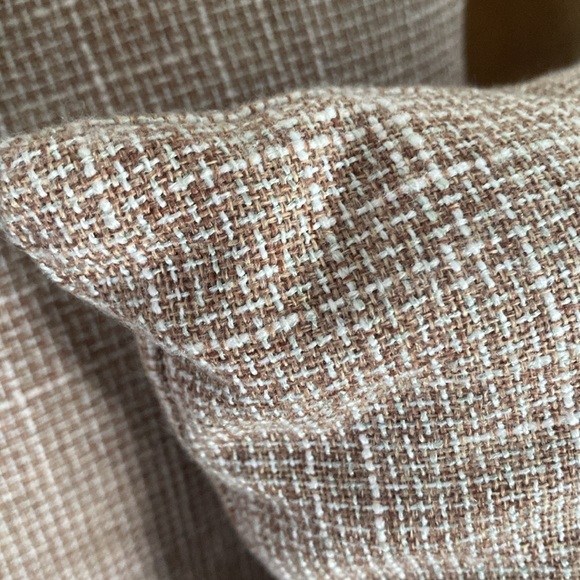 Two matching pillows (brown/tan/ivory) NEW W/OUT TAGS - Picture 3 of 8